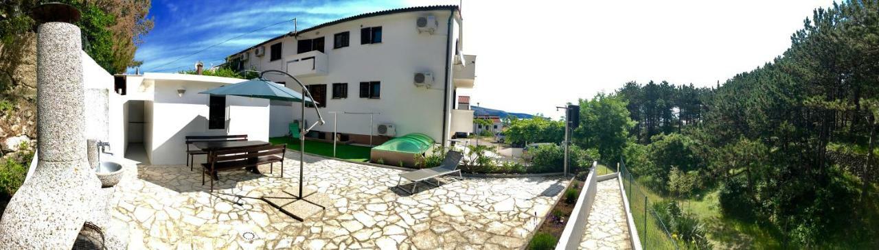 Apartmani Lisac Baška Buitenkant foto