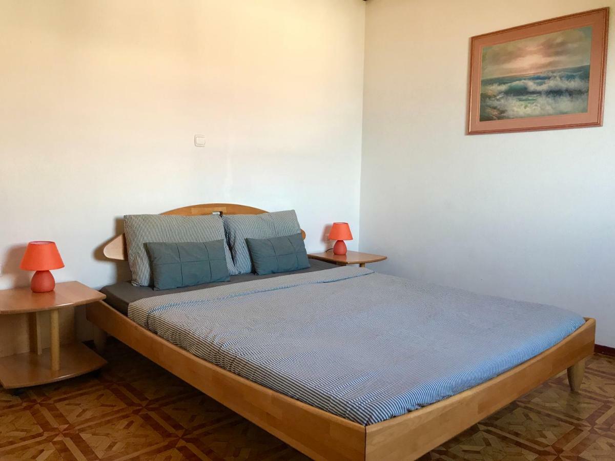 Apartmani Lisac Baška Buitenkant foto